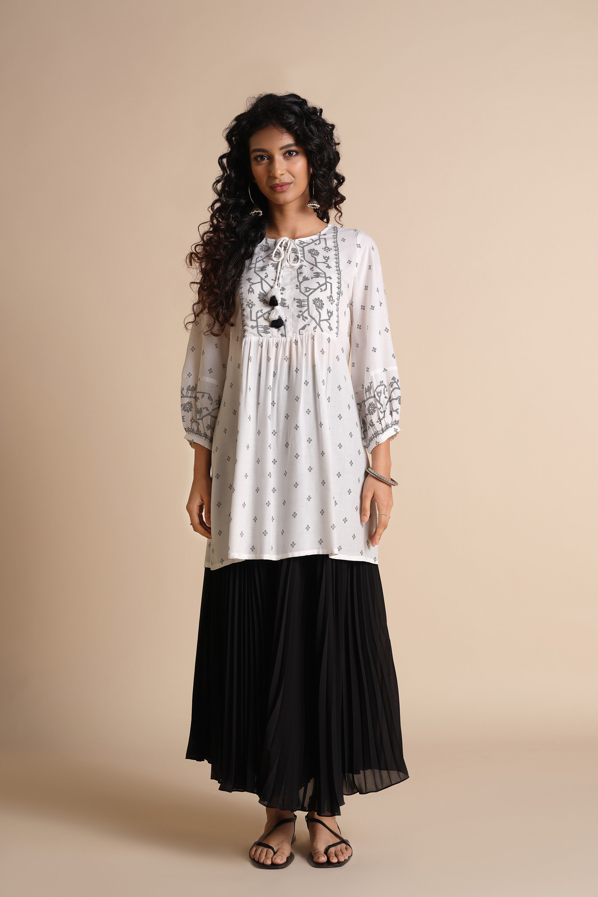 Mann Bhave Tunic, White, image 3